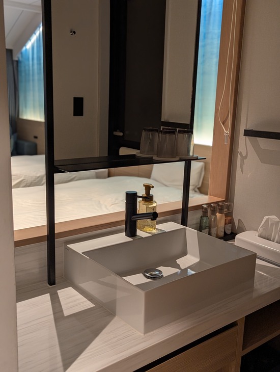 PXL_20251127_083733900.PORTRAIT