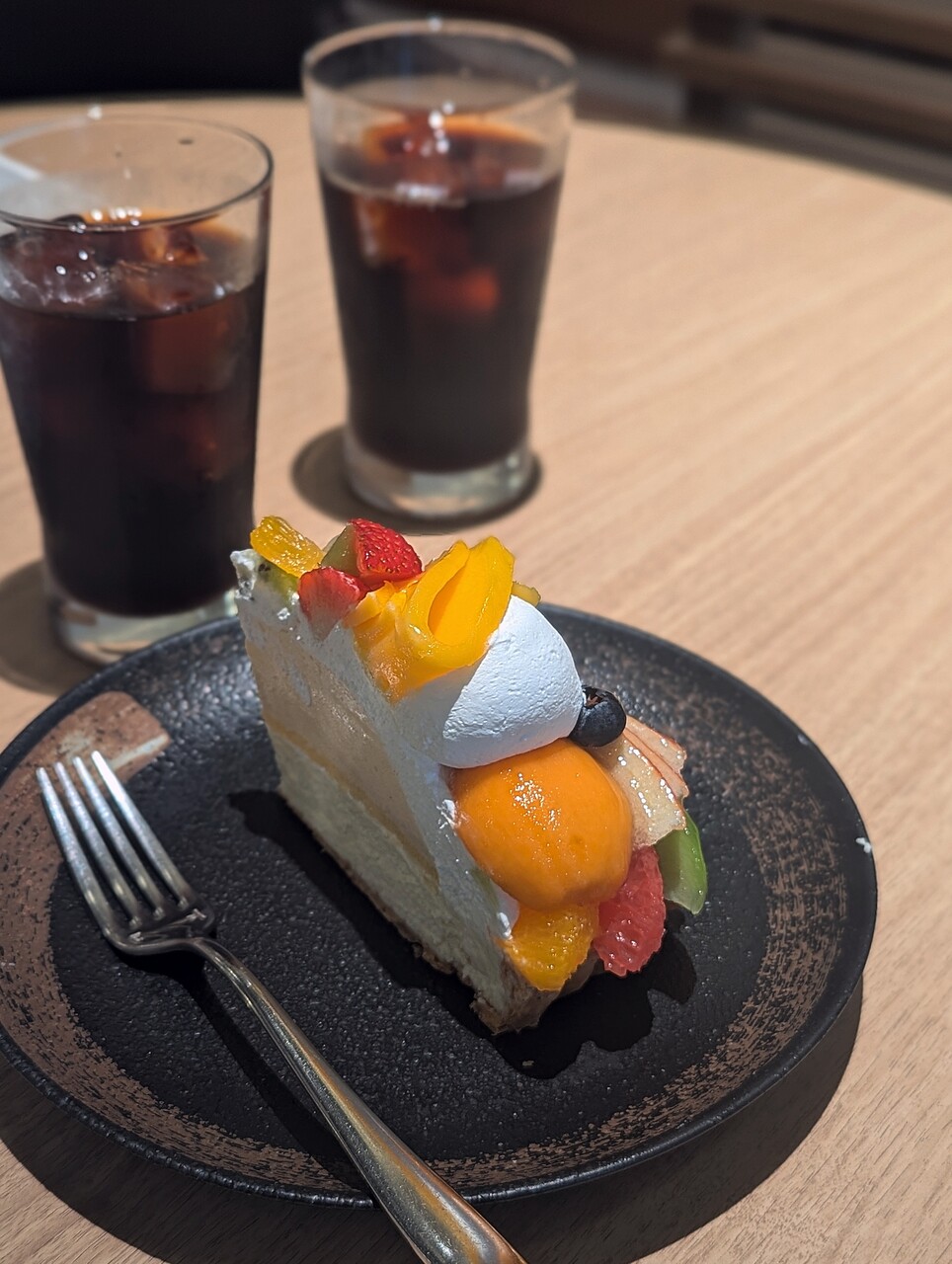 二度見した！！「イッタラ」のアウトレット店で衝撃価格のものに出会う