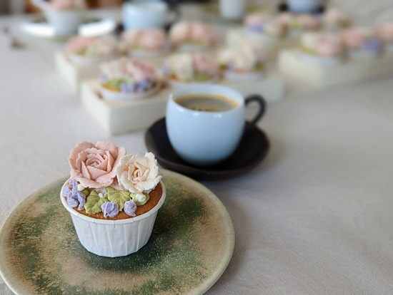 PXL_20230527_035619273.PORTRAIT~2