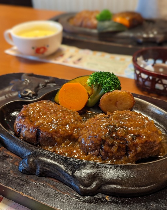 PXL_20231003_062955819.PORTRAIT