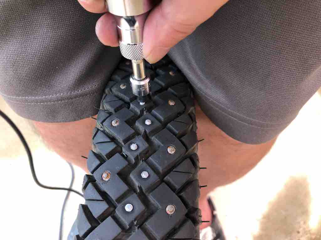 スパイクピン 取り付け作業2 Norizou の Blog