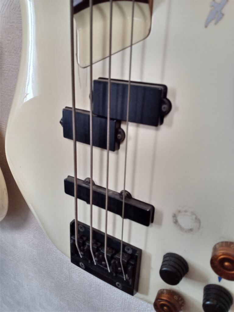 Ibanez SR-600 (1990) : HOTELAdriano