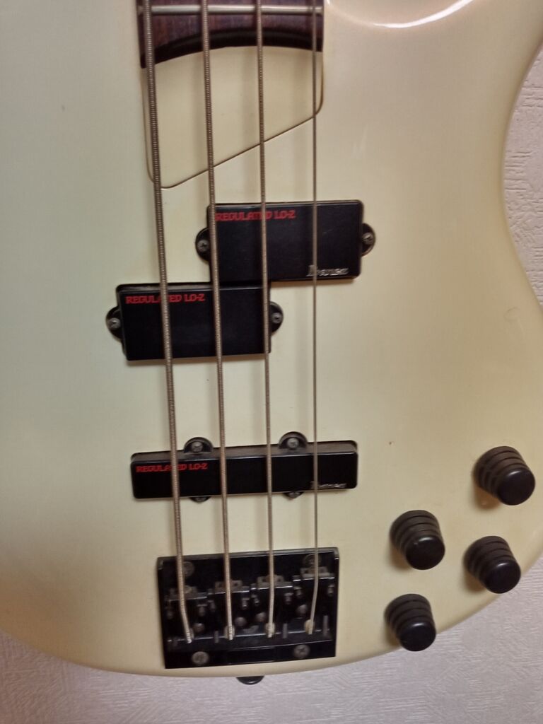 日本製 Fシリアル IBANEZ SR800 ベース ジャンク IBANEZ SR800 bass guitars