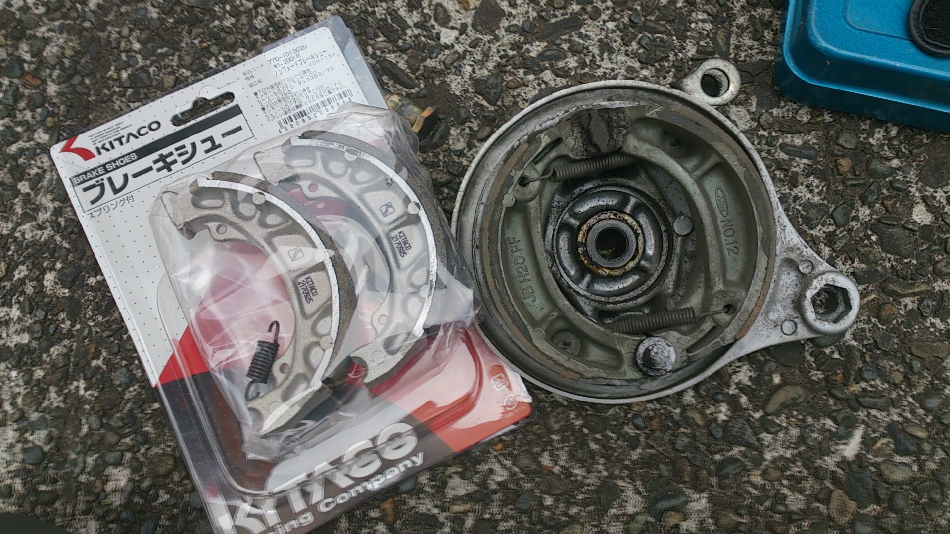 リアブレーキ交換とブレーキカムのメンテしてみた スーパーカブ70トコトコblog リアブレーキ交換とブレーキカムのメンテしてみた スーパーカブ70トコトコblog