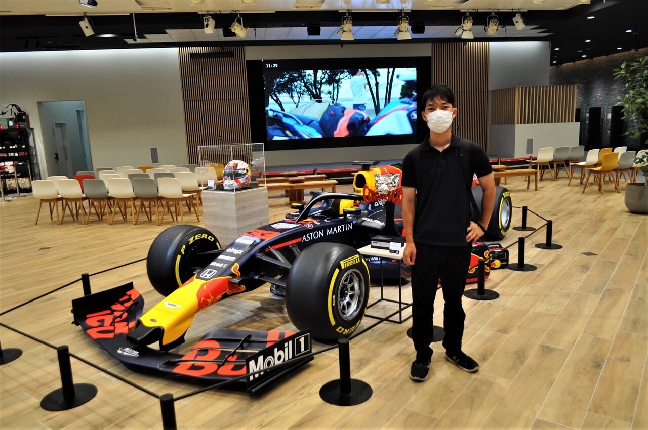 F1発祥の地・英シルバーストーンで31年ぶり優勝 : スーパー F1発祥の地・英シルバーストーンで31年ぶり優勝 : スーパー