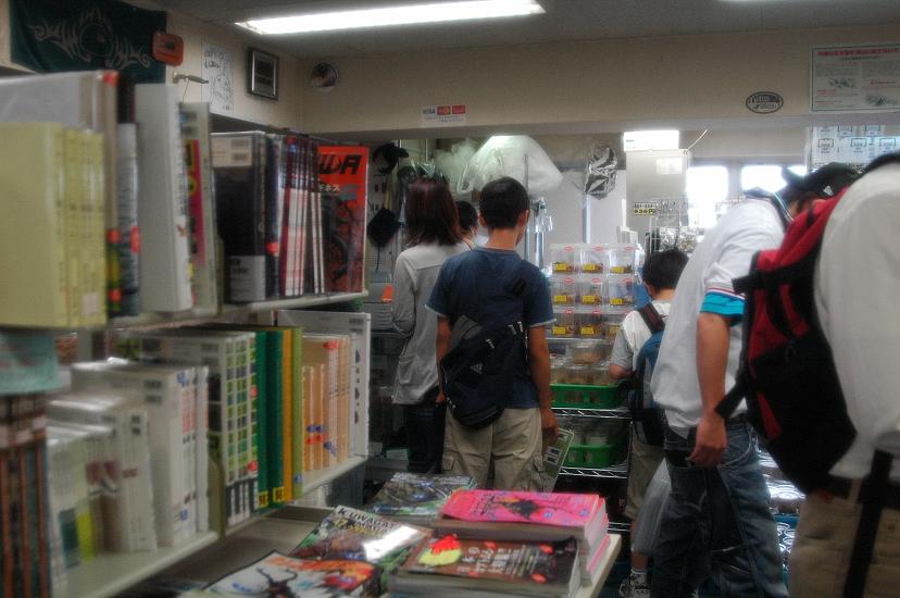 虫ビジネス最前線 むし社 にて スーパーカブ中心生活 tony s甲信生活 虫ビジネス最前線 むし社 にて スーパーカブ中心生活 tony s甲信生活