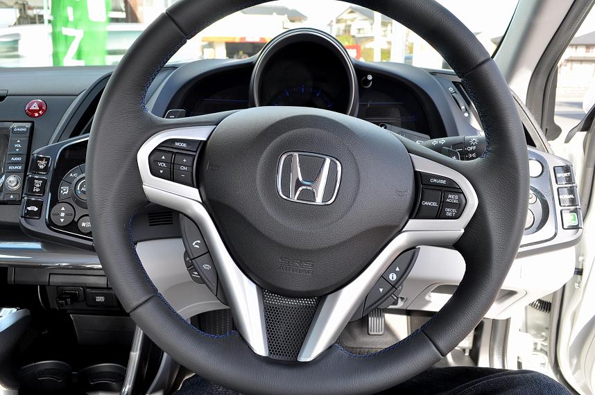 Honda CR－Z 運転席！ : スーパーカブ中心生活？ TONY'S