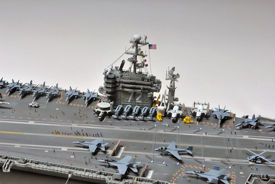 1/700 米海軍空母 CVN-72 エイブラハム・リンカーン 2006年 : 多摩工房
