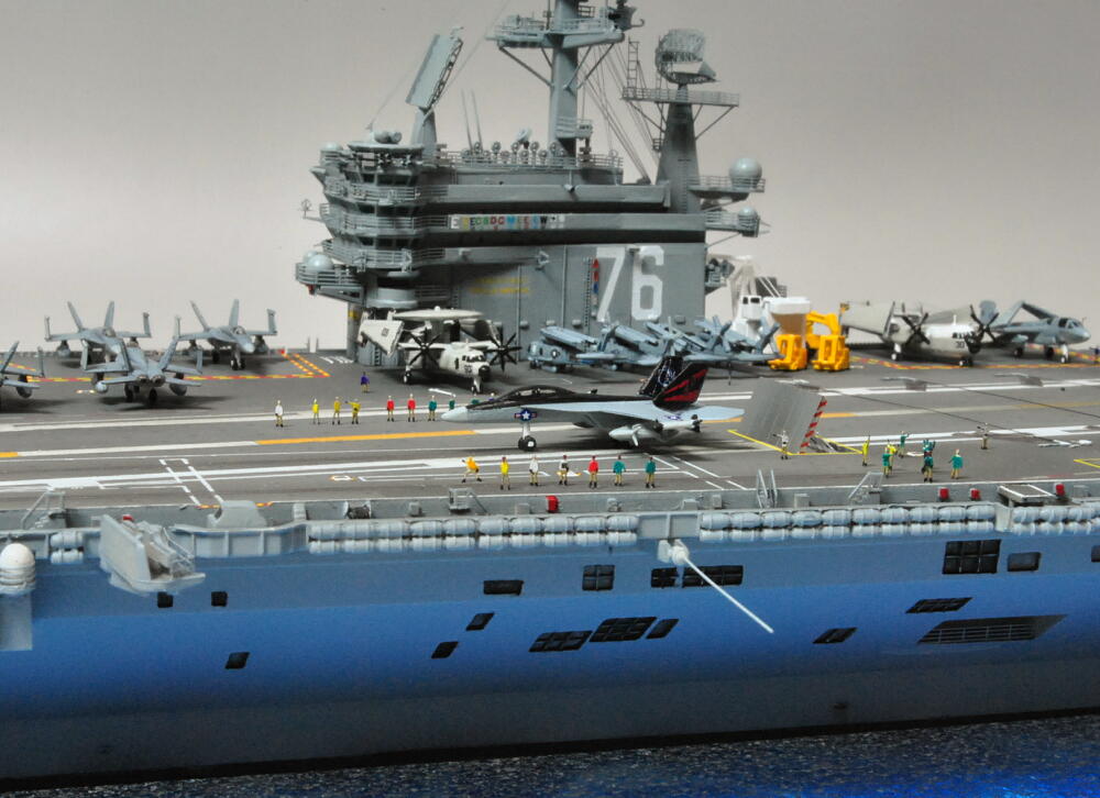 1/700 アメリカ海軍 空母 CVN-76 ロナルド レーガン 2011年