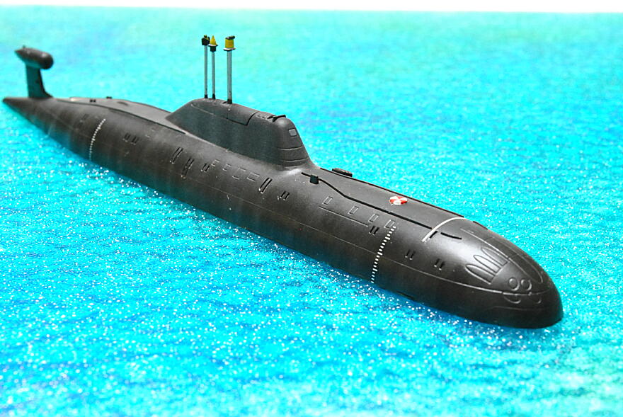 【一部予約販売中】 YM4002A 685/685M型ホテル級子力潜水艦 ロシア海軍 1/700 その他