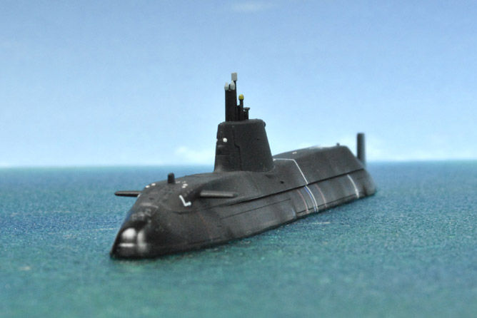 イギリス海軍原子力潜水艦HMS Astute アスチュート　1/144 1/144 イギリス海軍原子力潜水艦HMS アスチュートAstute 05909