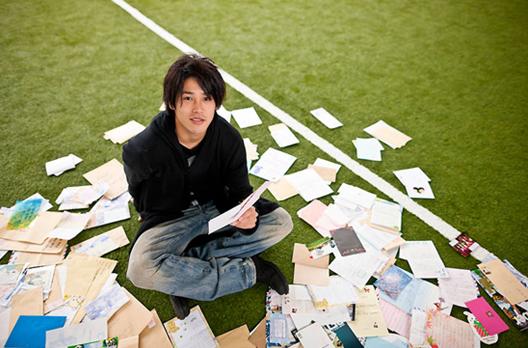 内田篤人 ファンレターの数はシャルケno 1 スポーツなニュース最前線 内田篤人 ファンレターの数はシャルケno 1 スポーツなニュース最前線