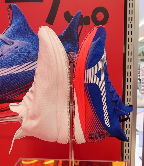 34578C5B-1934-4248-803E-5C5E7F828FFF