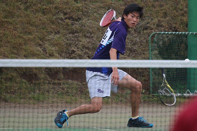 丸山海斗選手 ピンクのガット
