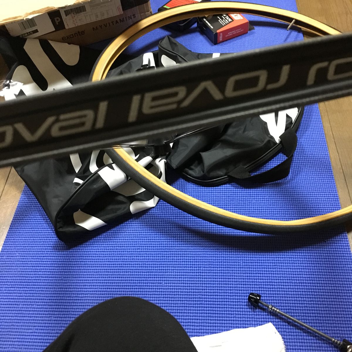 roval Rapide clx32 チューブレス化 : ゆっくりで、ええんやで