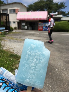 027