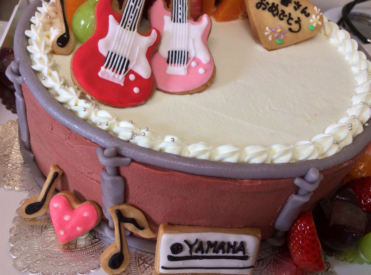 スネアとギターのケーキ Rina S