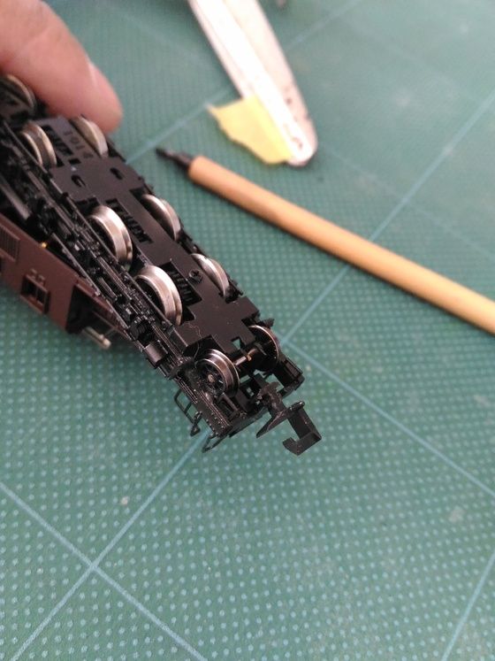 ワールド工芸・EF13(凸形・戦後改装時)の修理(2 ワールド工芸・EF13(凸形・戦後改装時)の修理(2
