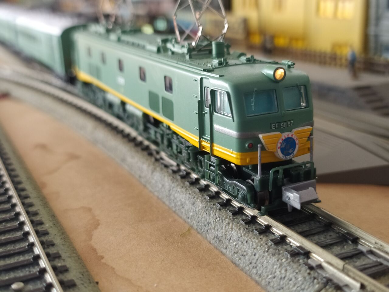 マイクロエース・EF58・57号機（青大将つばめ）の動力整備（2