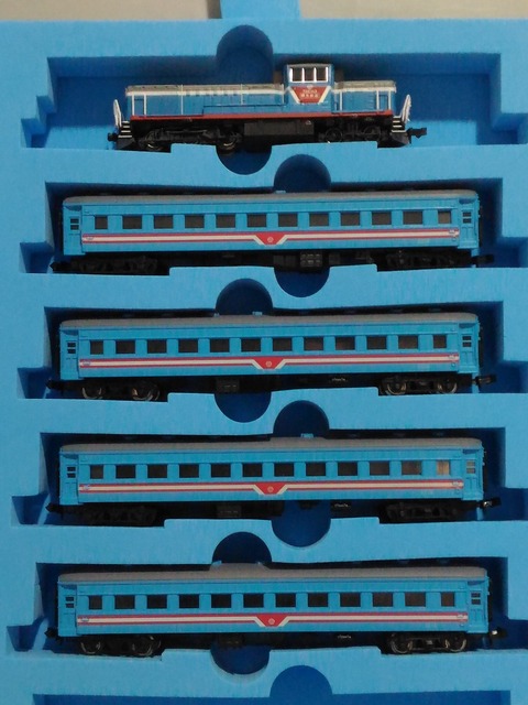 ジャンク品　動作未確認　Ｎゲージ　ＴＯＭＩＸ　35系樽見鉄道タイブカラー　客車2両セット TOMIX 35系 樽見鉄道 客車