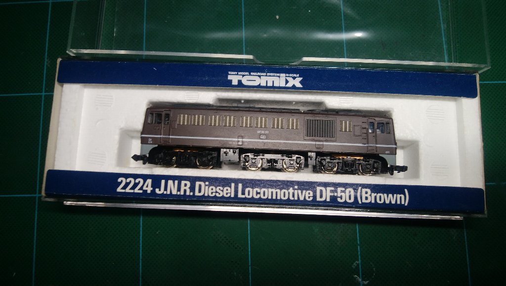 天賞堂 TOMIX DF50（茶色）新品同様。 Tenshodo 鉄道模型 HOゲージ