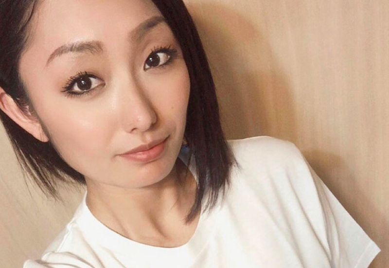 【画像】安藤美姫さん(32)、セクシーコスプレで大炎上www
