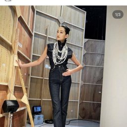 【芸能】冨永愛、脚長すぎて衝撃 「どうなってんの！？」「脚が本体！！」ネットざわつく