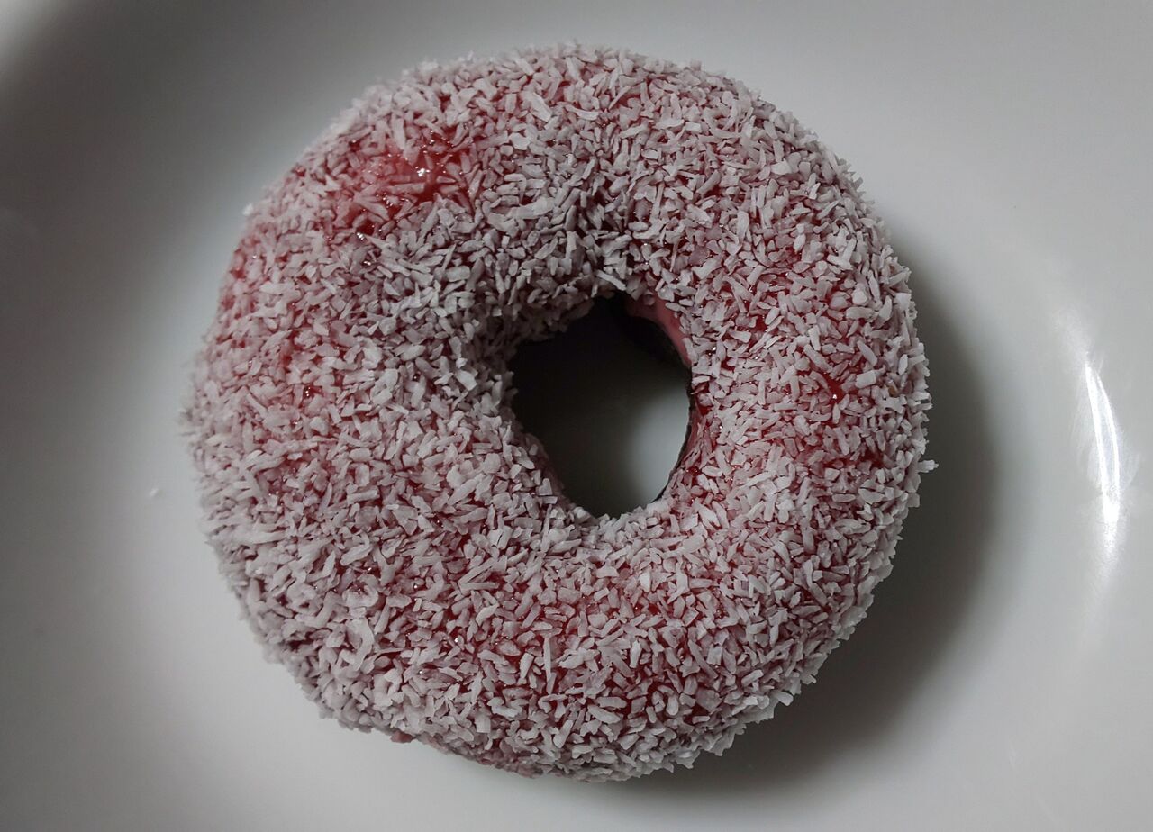 ココナッツ ベリーチョコレート ドーナツブログ