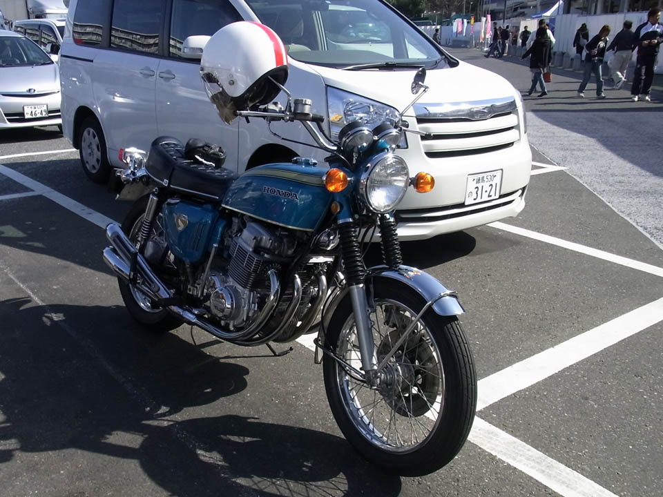 906414de.jpg