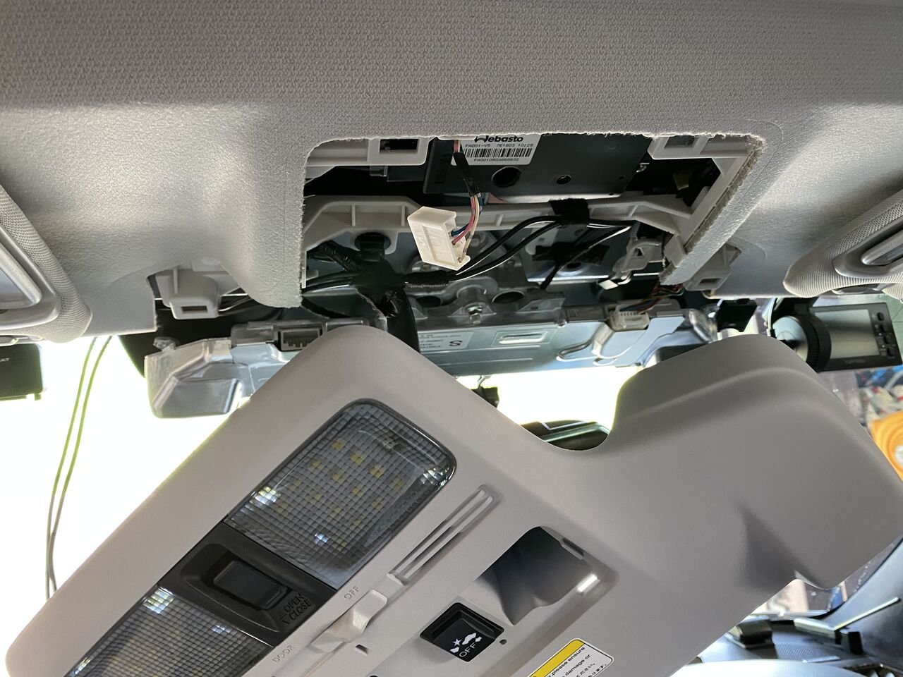 スバル純正ドライブレコーダー H0013VA000 アイサイト対応 分離型 ドラレコ 1007 スバル純正 H0013VA000 ドライブレコーダー - メルカリ