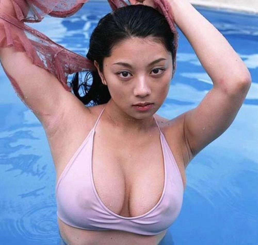 小池栄子　ヌード 
