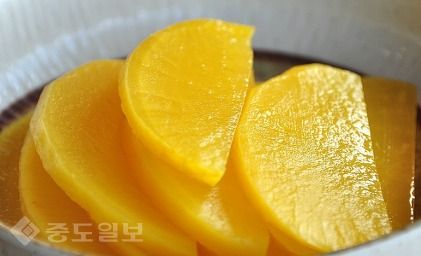 【韓国】大学教授「タクアンは韓国起源。高句麗僧侶が未開な日本人ために考案した漬け物」 : 気になるニュースまとめっち