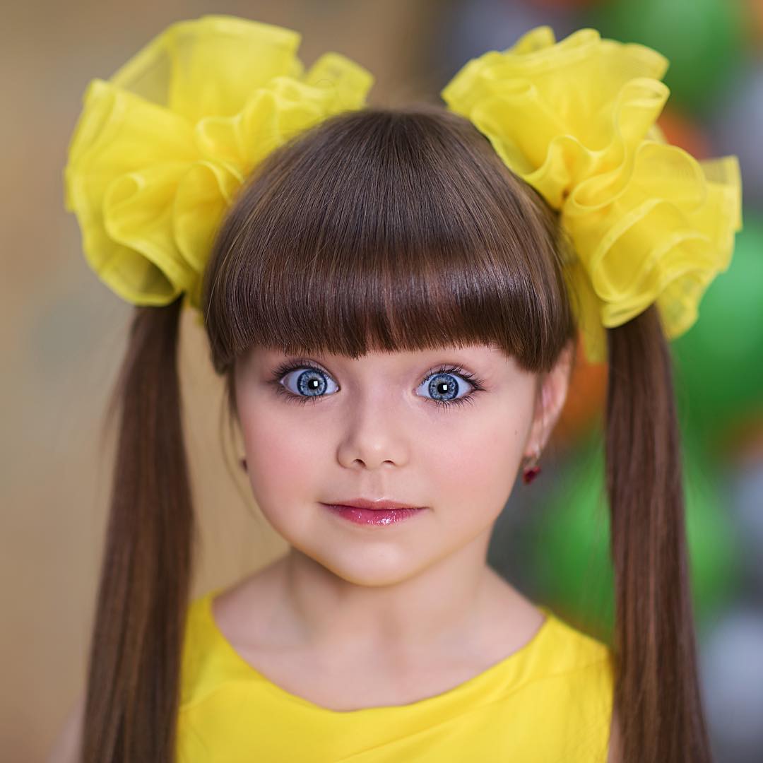 衝撃 世界一美しい少女 6歳のモデルが話題に お人形のような完璧な顔立ちと宝石のようなキラキラの瞳 気になるニュースまとめっち 衝撃 世界一美しい少女 6歳のモデルが話題に お人形のような完璧な顔立ちと宝石のようなキラキラの瞳 気になるニュースまとめっち