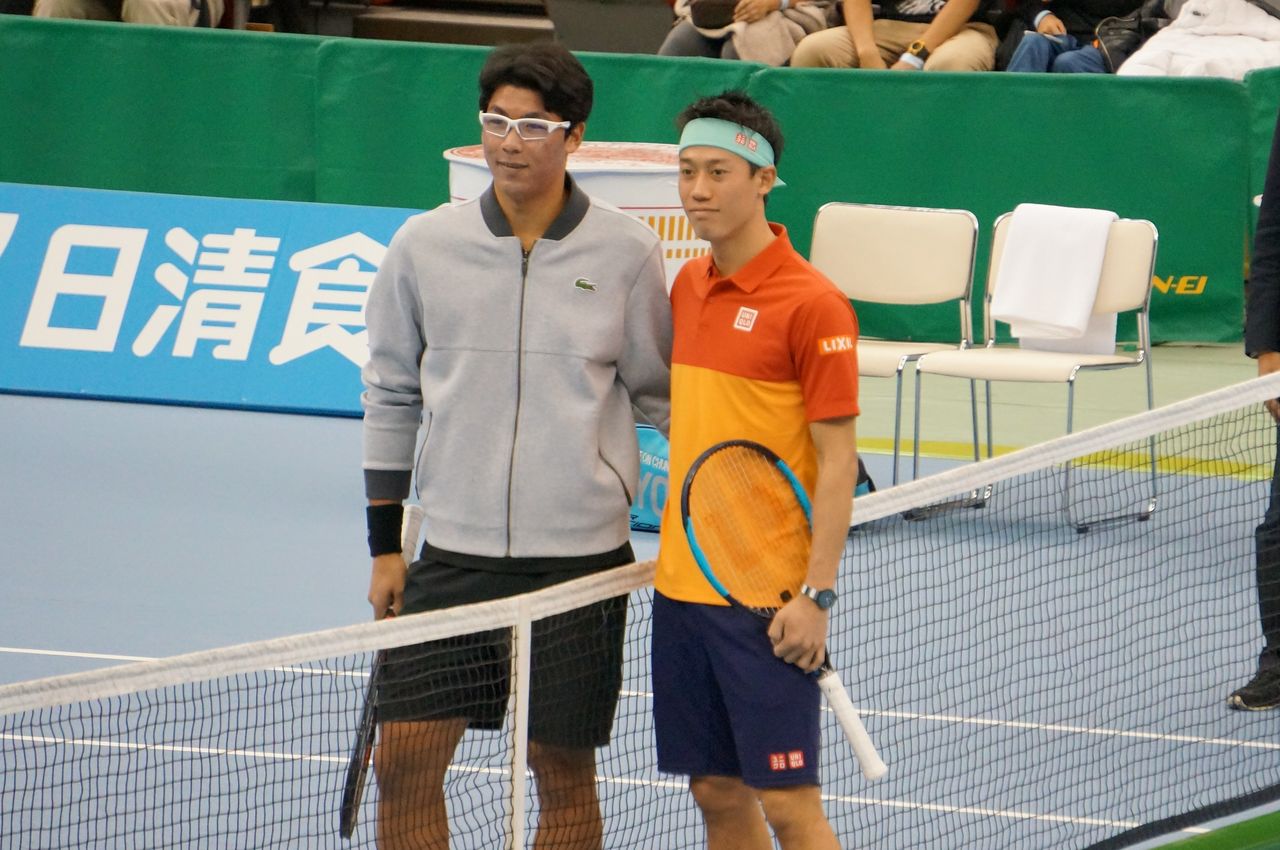 18年ドリームテニスnagoya 初めてのプロテニスプレーヤーを生観戦 かざみどり