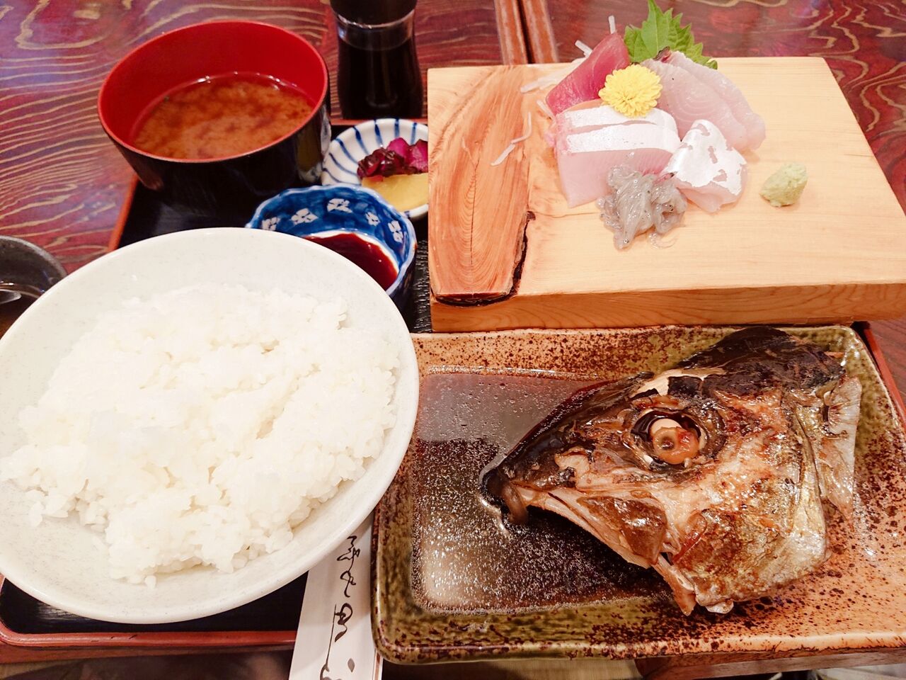 名古屋グルメ 晴快荘東新町店の超お値打ち定食で夫とランチデート かざみどり 名古屋グルメ 晴快荘東新町店の超お値打ち定食で夫とランチデート かざみどり