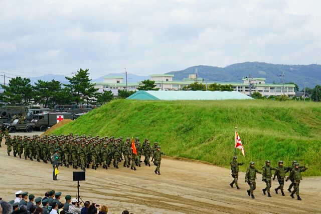陸上自衛隊中部方面隊創隊56周年記念行事 16 10 9 すーさんの艦活日記