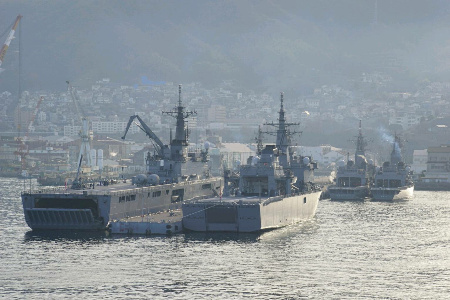 護衛艦 かが 体験航海 出港 19 1 11 すーさんの艦活日記