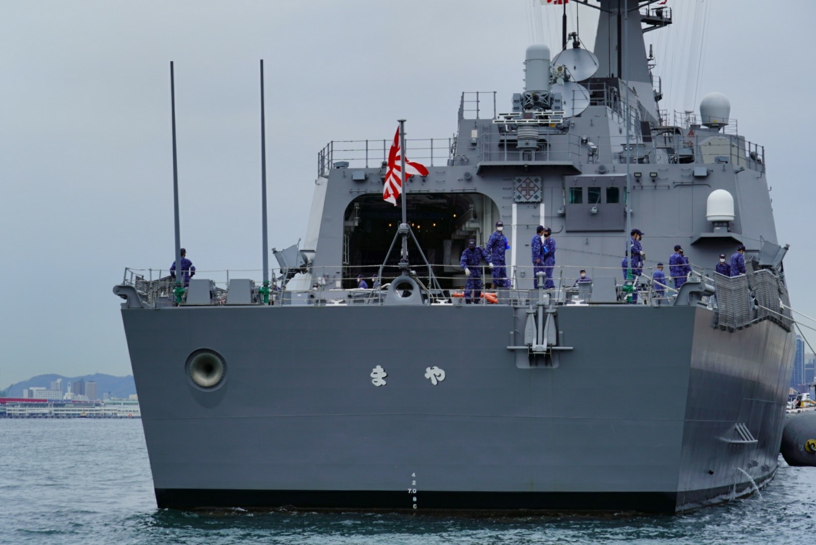 護衛艦「まや」神戸港出港② 2020/11/25 : すーさんの艦活日記