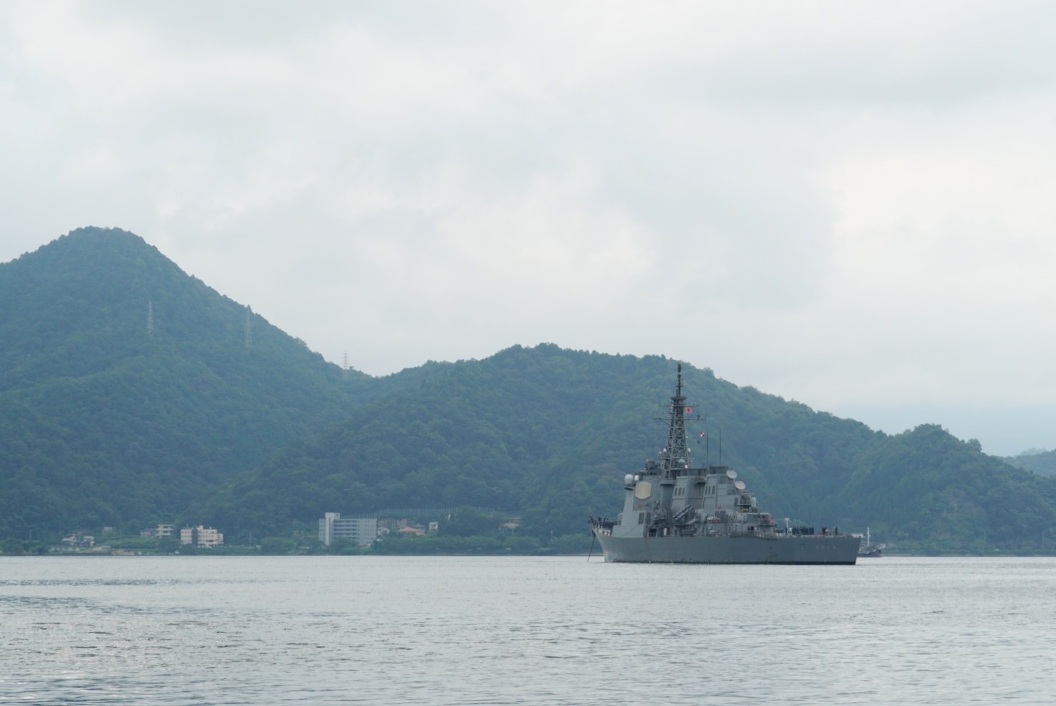 護衛艦「きりしま」舞鶴湾錨泊中 2022/9/14 : すーさんの艦活日記