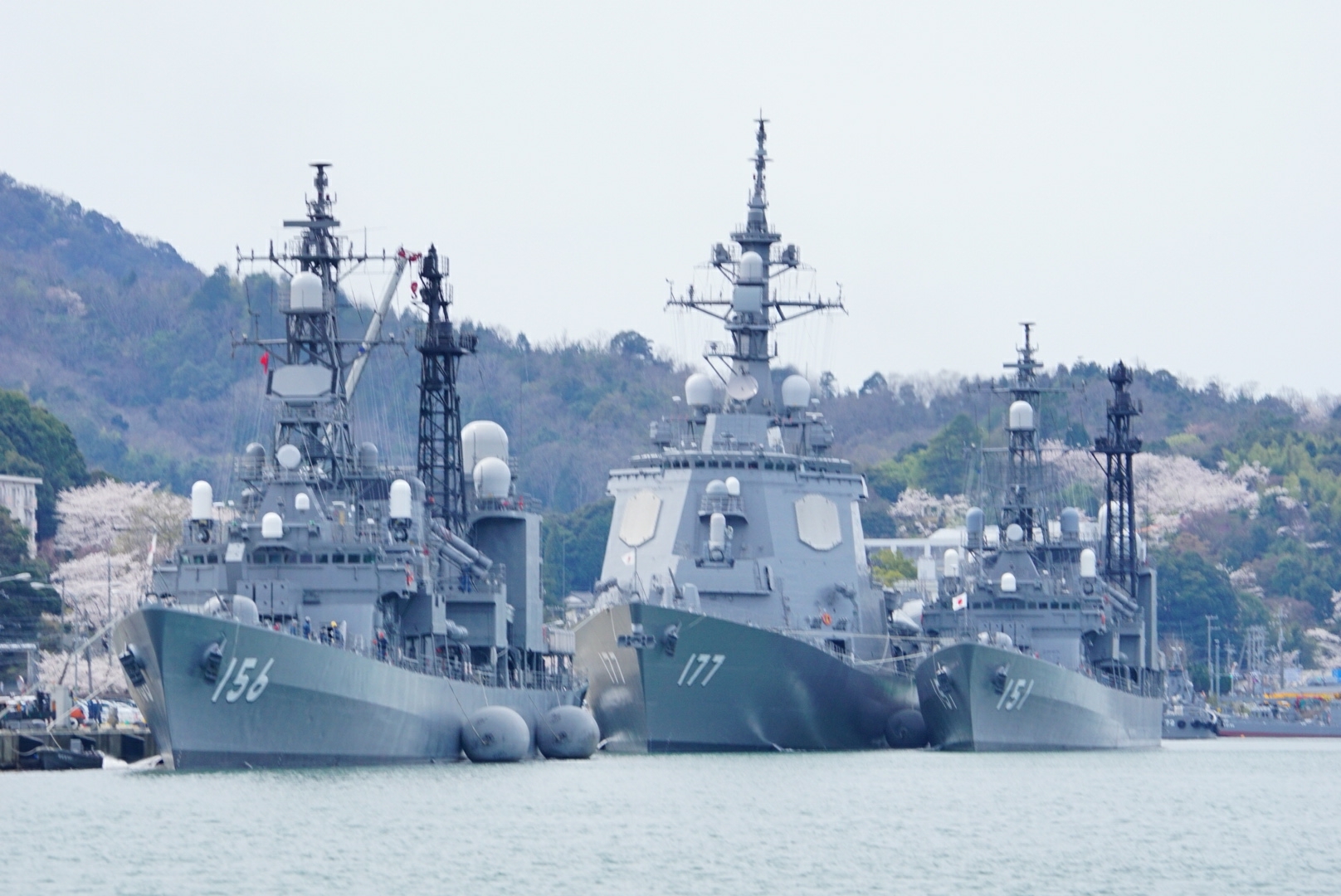 舞鶴基地の風景 港めぐり遊覧船 4 3 すーさんの艦活日記