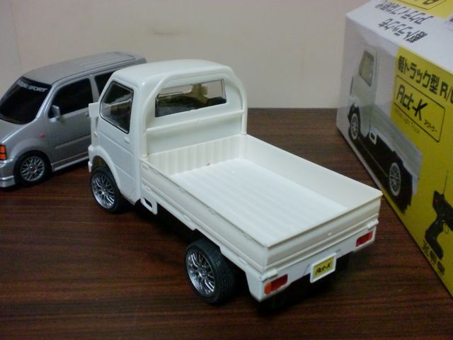 ラジコン　軽トラクラシックモデル 軽トラ ラジコンのYahoo!オークション(旧ヤフオク!)の相場・価格