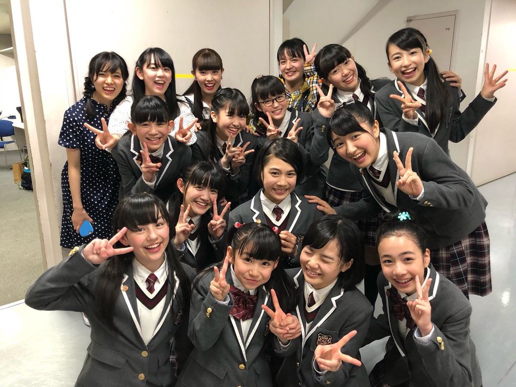 さくら学院　画像 さくら学院：卒業生との集合写真公開+さくら学院アー写撮影現場、潜入レポほか : BABYMETALの使徒