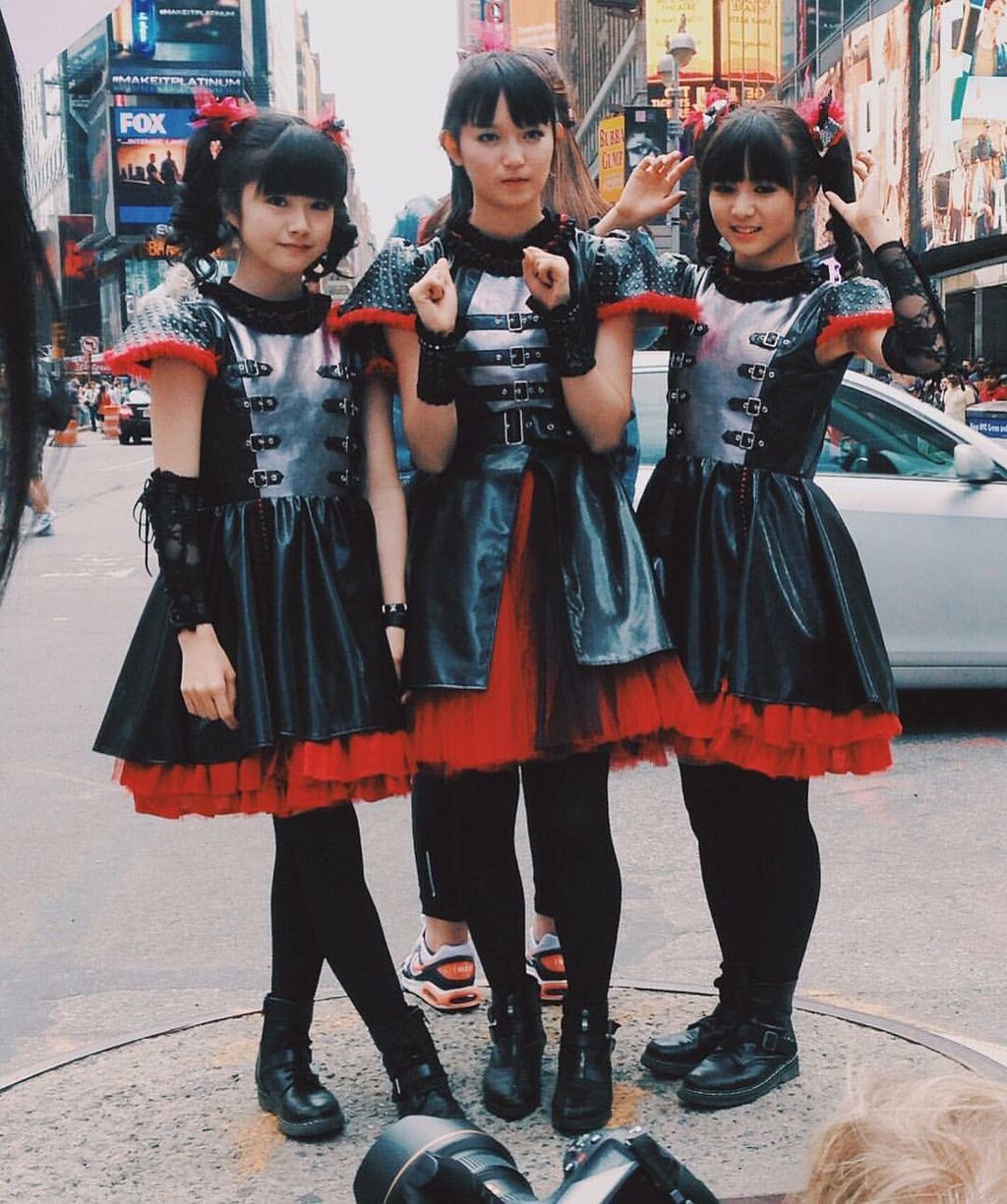 Babymetal 14年nyでの未公開画像公開 Babymetalの使徒