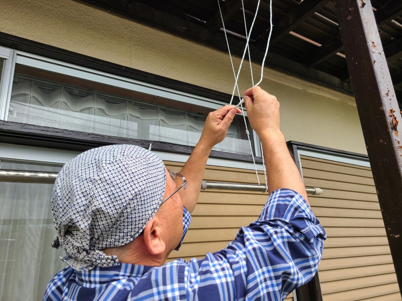 雑記帳 物干し竿の吊り紐の交換 烟霞淡泊 雑記帳 物干し竿の吊り紐の交換 烟霞淡泊