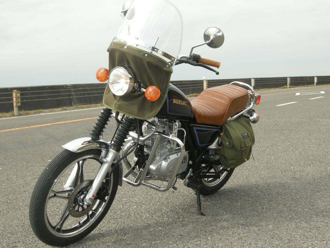 商品追加値下げ在庫復活 GN125h 風防 templeedu.gov.bd