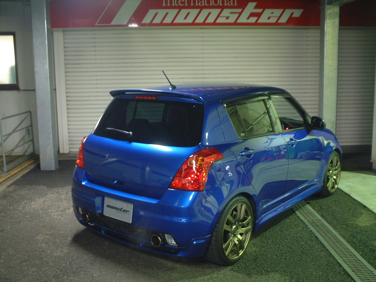 スイフトスポーツ中古車 スズキアリーナ小岩日記