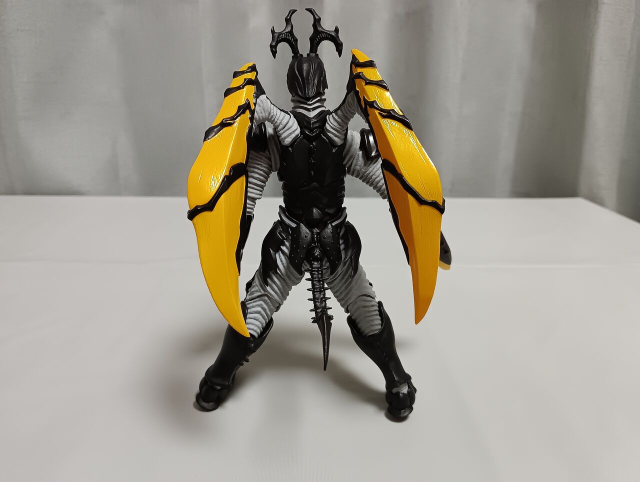 S.H Figuarts ハイパーゼットン (イマーゴ)がついに届く : 福島の怪獣馬鹿