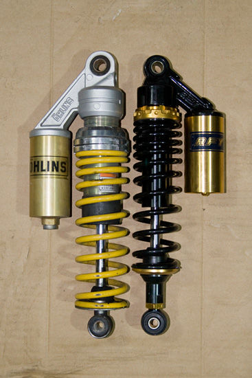 ÖHLINS サスペンション XJR400 ゴールド/ブラック ヤマリンズ ÖHLINS サスペンション XJR400 ゴールド/ブラック ヤマリンズ