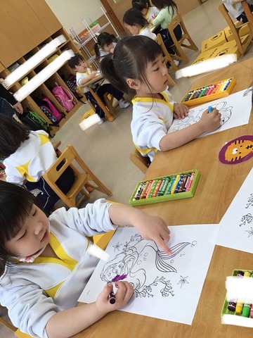 EEDF6FB7-982B-43FC-86F9-FC3C56A7BC81