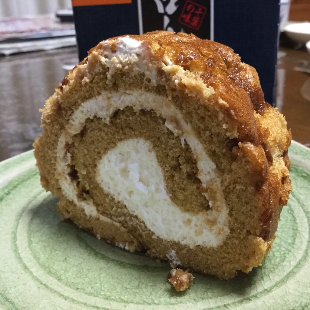 レビュー 醤油とロールケーキが意外と合う ヤマサざらめ醤油ロール を食べたよ 最高の農業の見つけ方